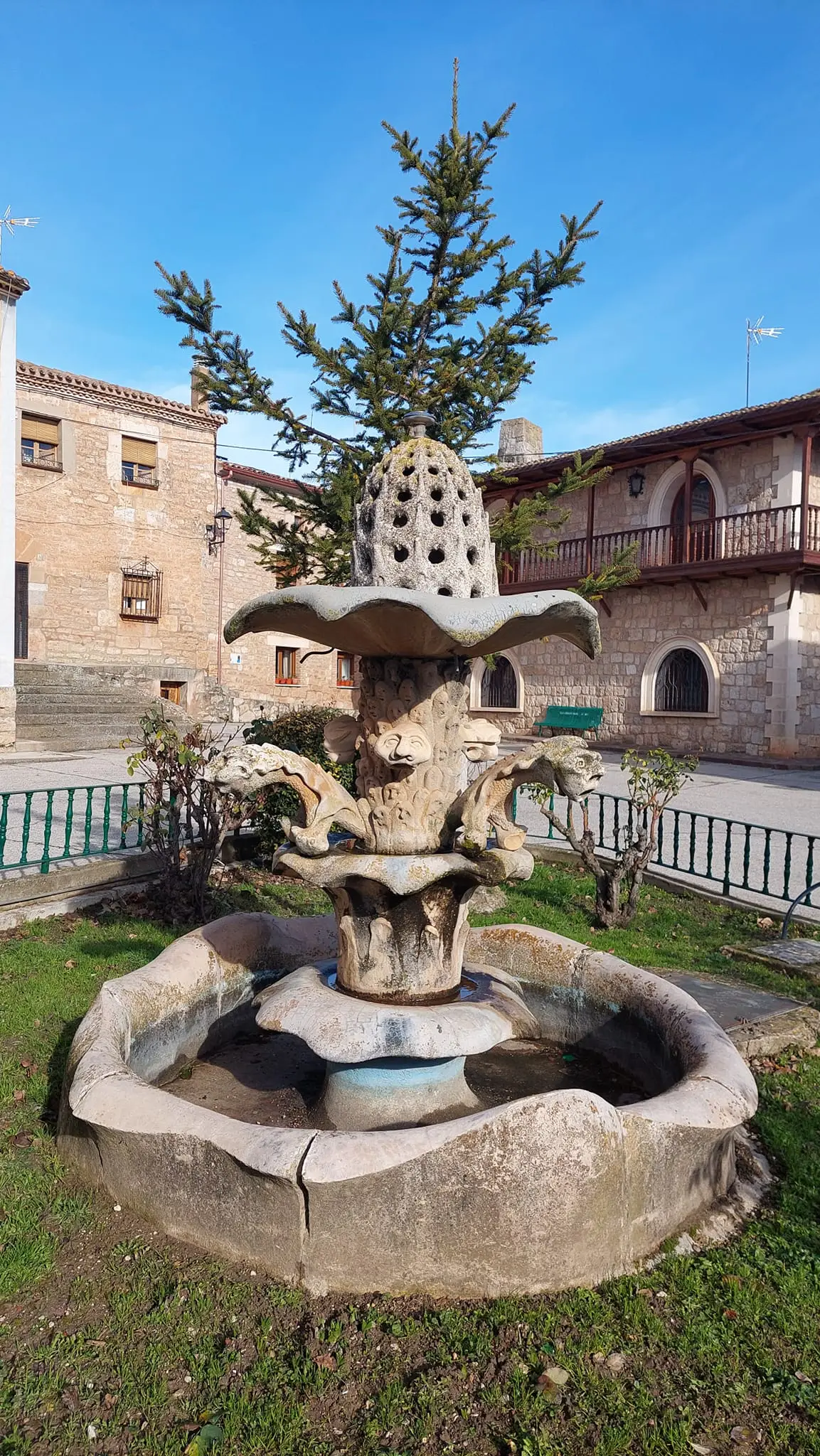 325353408_1229716047623480_602393130348474513_n.jpg?_nc_cat=107&ccb=1-7&_nc_sid=5614bc&_nc_ohc=LjNjh_o0ahkAX8RfHc7&_nc_ht=scontent-ssn1-1.xx&oh=00_AfBVAdEwaWMs3trQDjo_X4_rrrK7-JJaIKnoXJB2W0mbXA&oe=64F4BBFB