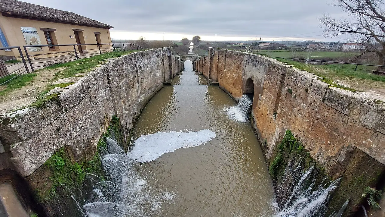 321313336_506701204787120_5393340181385563113_n.jpg?_nc_cat=107&ccb=1-7&_nc_sid=5614bc&_nc_ohc=51kgTsphHKwAX8D9f30&_nc_ht=scontent-ssn1-1.xx&oh=00_AfCtaJueR7no2gS1ypcIq1H2xe1qaOpfFMQqeIuZjqKY4g&oe=64F582A9