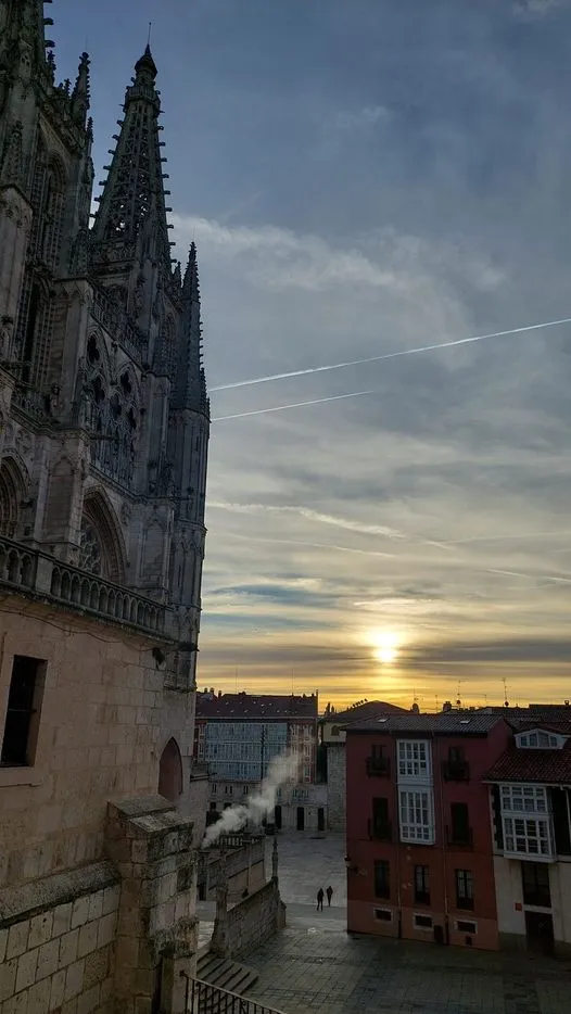 325360044_1436166946912644_4275486901510886325_n.jpg?stp=dst-jpg_p526x296&_nc_cat=109&ccb=1-7&_nc_sid=5614bc&_nc_ohc=SmwLXWY6txIAX855VUK&_nc_ht=scontent-ssn1-1.xx&oh=00_AfDAYpgIXbsNjOec2Ej7QIrcJXMygynOiqJyNhf6cPtZFA&oe=64F40421