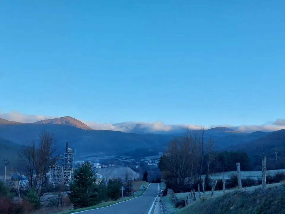 323985312_686733919576750_6117689361536508242_n.jpg?stp=dst-jpg_p720x720&_nc_cat=110&ccb=1-7&_nc_sid=5614bc&_nc_ohc=SQKmXNt-qq8AX9WfPYd&_nc_ht=scontent-ssn1-1.xx&oh=00_AfDJvWqM3Ho4ri0ragC8qvOSs60iuHdDtsu7sZ29iA5rYw&oe=64F50A26