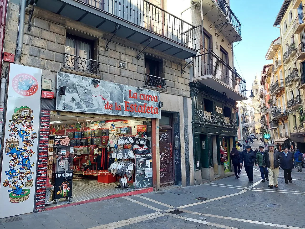 322015202_696320238634906_2703049203671516176_n.jpg?_nc_cat=104&ccb=1-7&_nc_sid=5614bc&_nc_ohc=vZ4lXRFlg8EAX9wTHfH&_nc_ht=scontent-ssn1-1.xx&oh=00_AfCYEoAHihoTow29CQlTfpGjeY61s02mGuWlyNUeY2CzRA&oe=64F511DF