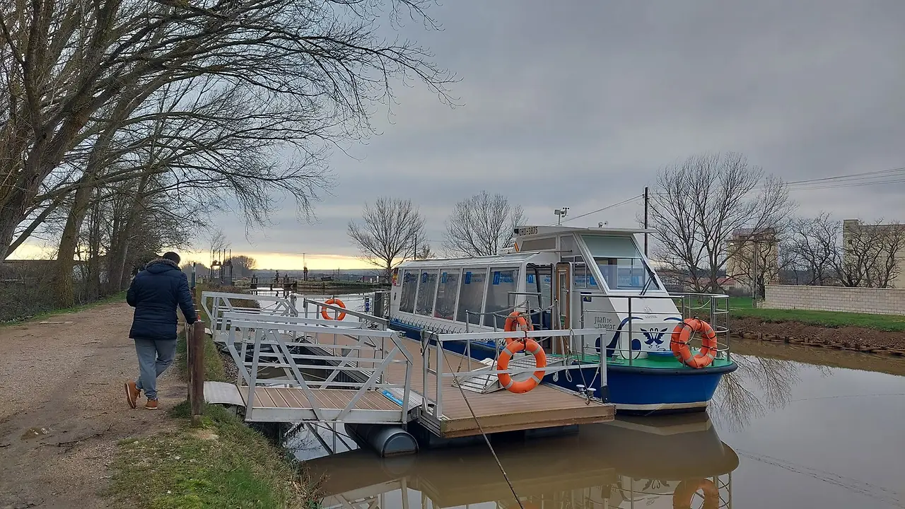 325360446_1604050933443115_1781024970229663559_n.jpg?_nc_cat=106&ccb=1-7&_nc_sid=5614bc&_nc_ohc=bgkWqIwM9n4AX_urv31&_nc_ht=scontent-ssn1-1.xx&oh=00_AfBKQP7as8aclbZGroO4T6QYqK27yKZNy1vhHYsKxjbQIw&oe=64F55797