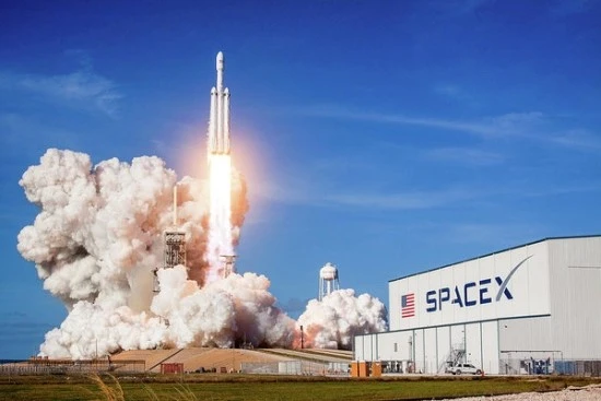 SpaceX%2C_Falcon_9-Space.com-%EC%B6%9C%EC%B2%98.jpg?type=w2