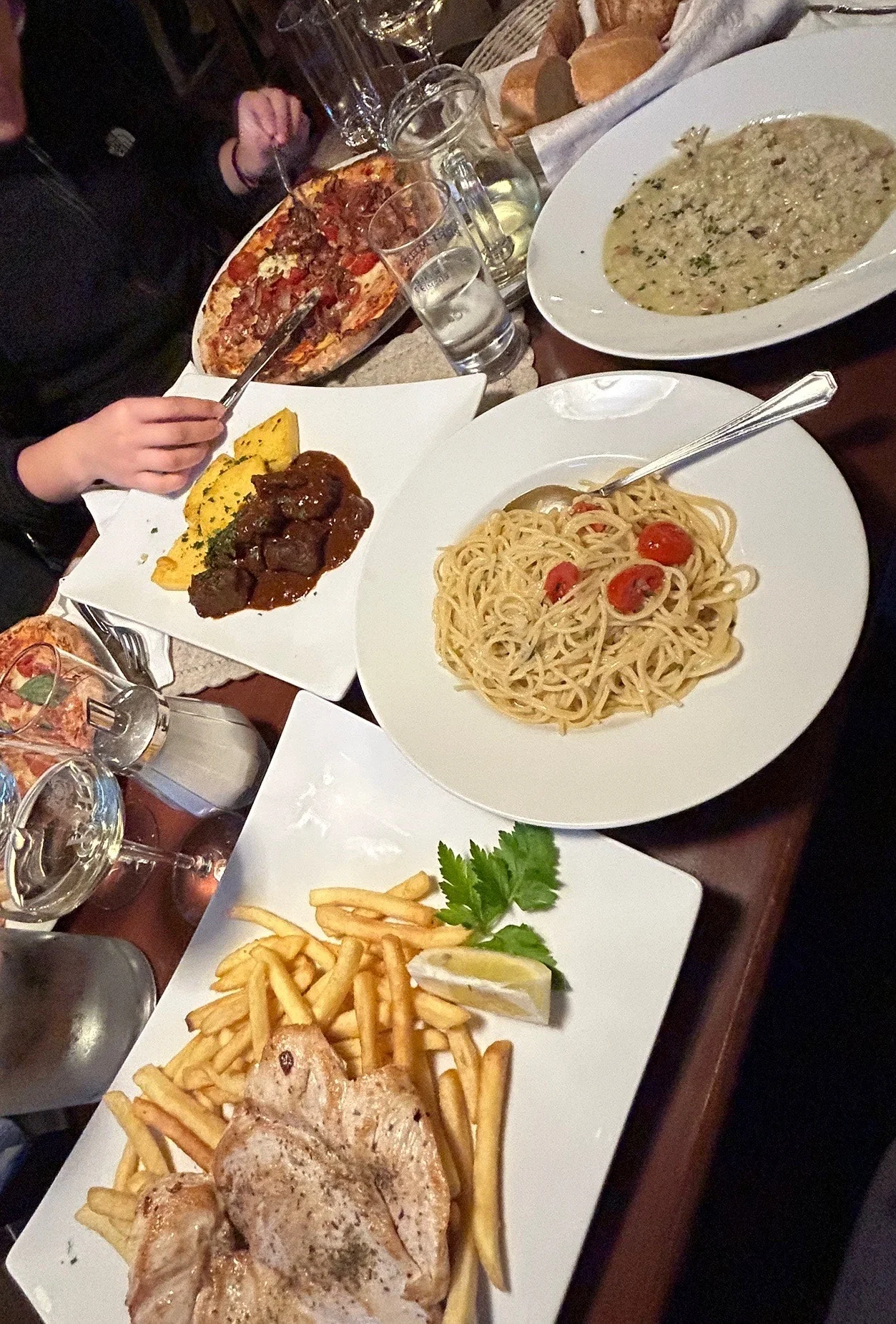 output_2113434356.jpg?type=w1600