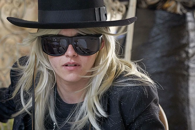 movie_image.jpg?type=m665_443_2