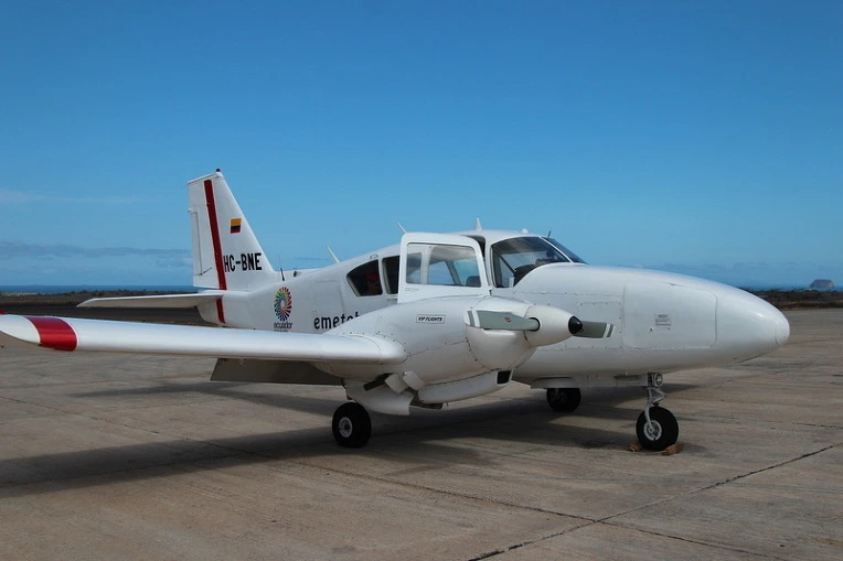 c8fdd8633b2b335f0cce9d76139088e903086409