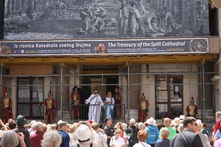 b05c311ee0754b24cecc2d59316d0aece1d0e732