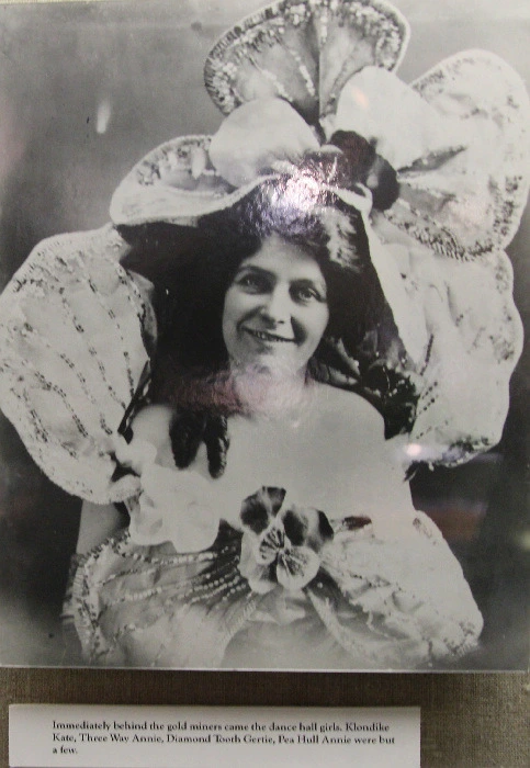 06cdd1d21e2cf41e6cd00f8262415893ef9c597e