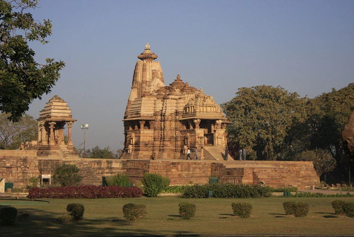 5d7cc07df6fa269adf9feae3647387339d5f5ba4