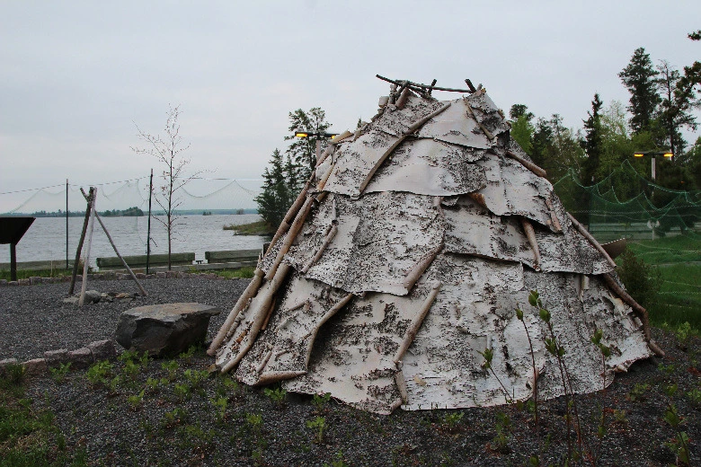 9974B93E5DCEEE9F034B82