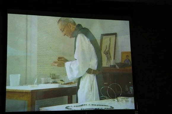 e48b69fd034610148626d1a613279106b9a515ce