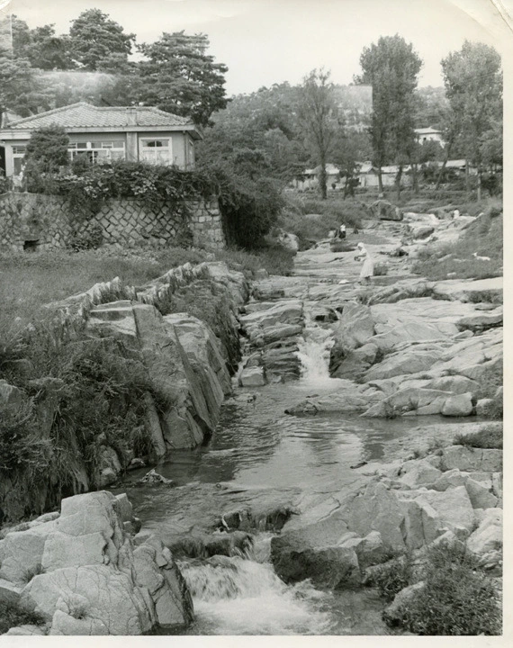 06bf6a82f369317cb09699d71dd2a4ebbd62fc40