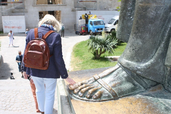 b5f9040ce5100a320411714baac38d3f6e42fb6b