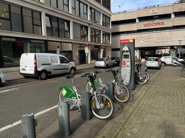 img.jpg?credential=yqXZFxpELC7KVnFOS48ylbz2pIh7yKj8&expires=1769871599&allow_ip=&allow_referer=&signature=3at%2BLsm6s3zq1mplI%2Bd7qBrHx2U%3D