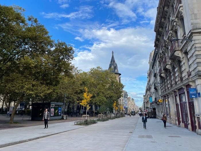 img.jpg?credential=yqXZFxpELC7KVnFOS48ylbz2pIh7yKj8&expires=1767193199&allow_ip=&allow_referer=&signature=qHIP04S6rC5bm5GxXHmaNSwzORE%3D