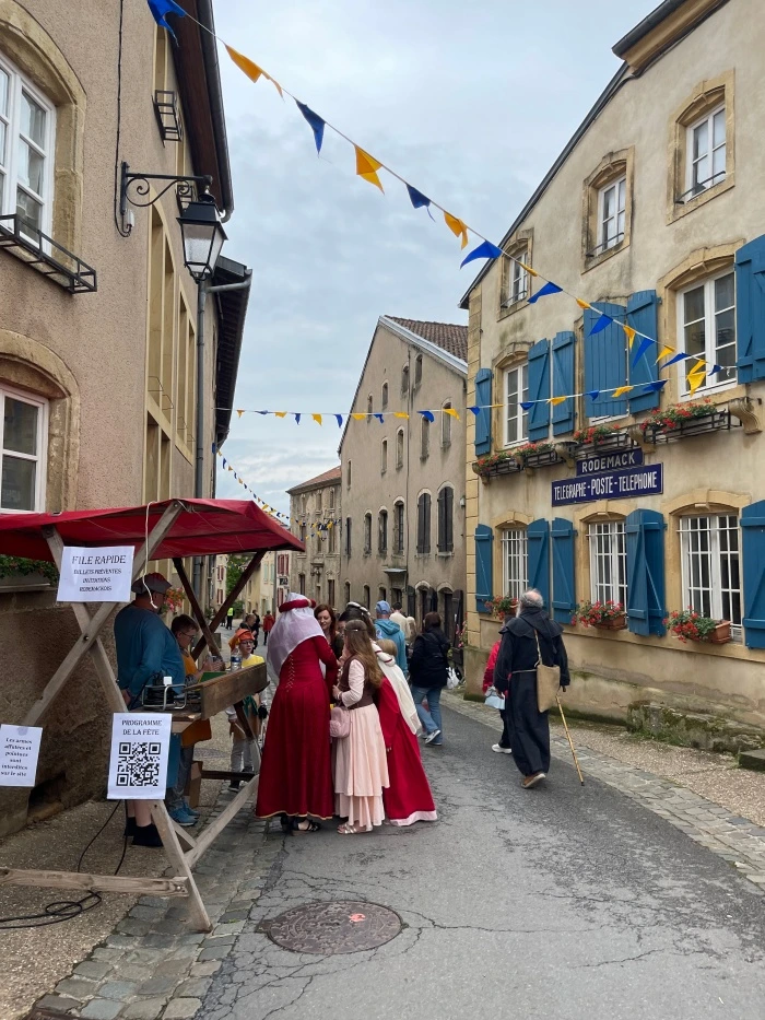 img.jpg?credential=yqXZFxpELC7KVnFOS48ylbz2pIh7yKj8&expires=1764514799&allow_ip=&allow_referer=&signature=%2Fgi%2BSeSdmNx1C0oqvf2dayV1q5c%3D