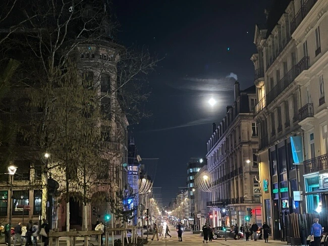 img.jpg?credential=yqXZFxpELC7KVnFOS48ylbz2pIh7yKj8&expires=1769871599&allow_ip=&allow_referer=&signature=gjMGAH%2BcwH2fIMdNE%2FLY7PsZkTw%3D