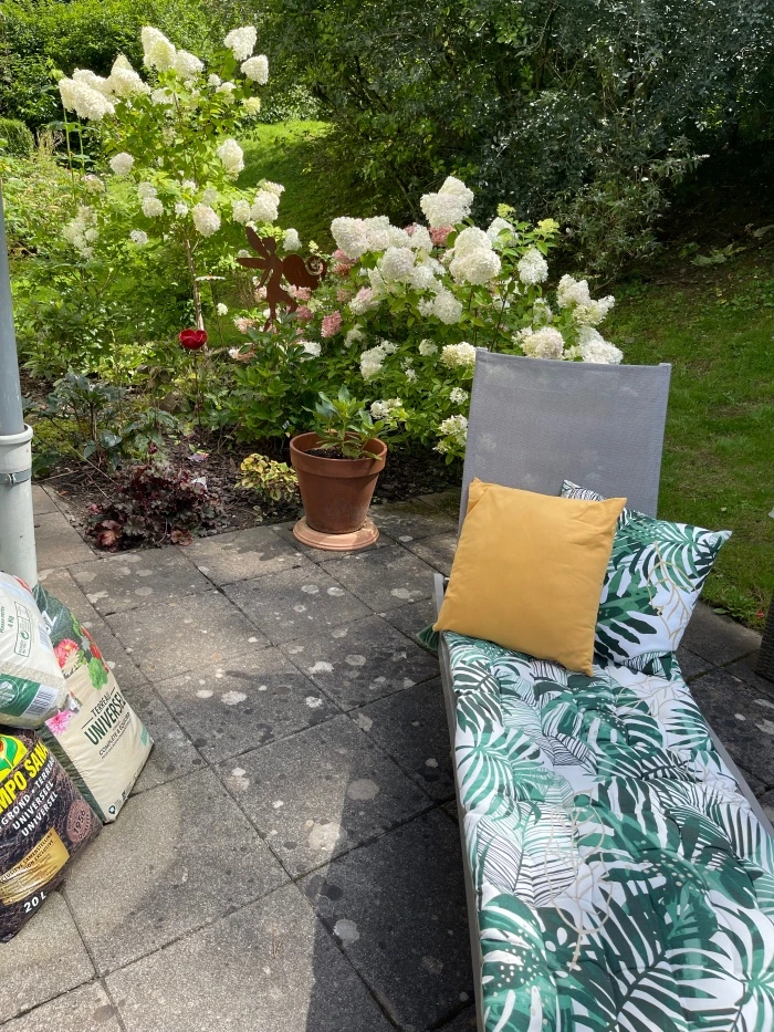 img.jpg?credential=yqXZFxpELC7KVnFOS48ylbz2pIh7yKj8&expires=1767193199&allow_ip=&allow_referer=&signature=Mzate7I%2BQZLfZAdG91oNycz8w1s%3D