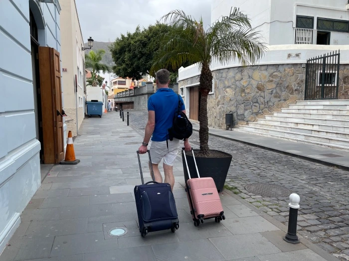 img.jpg?credential=yqXZFxpELC7KVnFOS48ylbz2pIh7yKj8&expires=1764514799&allow_ip=&allow_referer=&signature=5MufI0fjQGSwwpbMu6wp%2BEVR%2FRo%3D