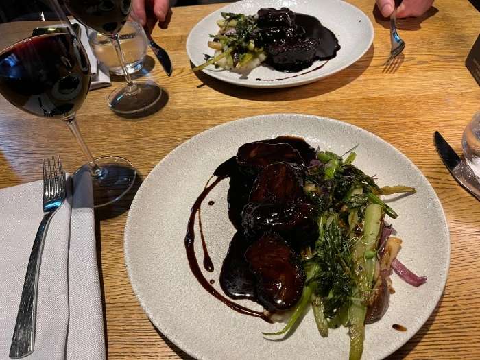 img.jpg?credential=yqXZFxpELC7KVnFOS48ylbz2pIh7yKj8&expires=1767193199&allow_ip=&allow_referer=&signature=veJl9wI32W9%2FM2hMBEoCeB3xrn4%3D