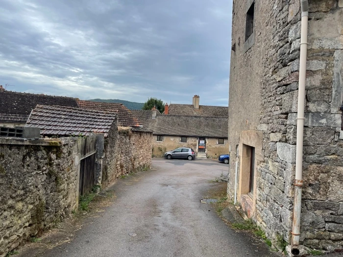 img.jpg?credential=yqXZFxpELC7KVnFOS48ylbz2pIh7yKj8&expires=1767193199&allow_ip=&allow_referer=&signature=eoqQQHu2krd%2FJhIkmadd0F9PLR4%3D