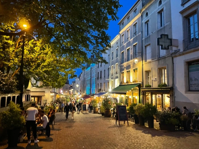 img.jpg?credential=yqXZFxpELC7KVnFOS48ylbz2pIh7yKj8&expires=1764514799&allow_ip=&allow_referer=&signature=DGz7E6nah0ZNerg0PnxnUkkspL8%3D