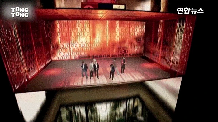 (ENG)-Full-ver.-BTS-MAP-OF-THE-SOUL-ON-E-%EB%B0%A9%ED%83%84%EC%86%8C%EB%85%84%EB%8B%A8-%EC%98%A8%EB%9D%BC%EC%9D%B8-%EC%BD%98%EC%84%9C%ED%8A%B8-%ED%95%98%EC%9D%B4%EB%9D%BC%EC%9D%B4%ED%8A%B8-%ED%92%80%EB%B2%84%EC%A0%84-%ED%86%B5%ED%86%B5TV.gif?type=w773