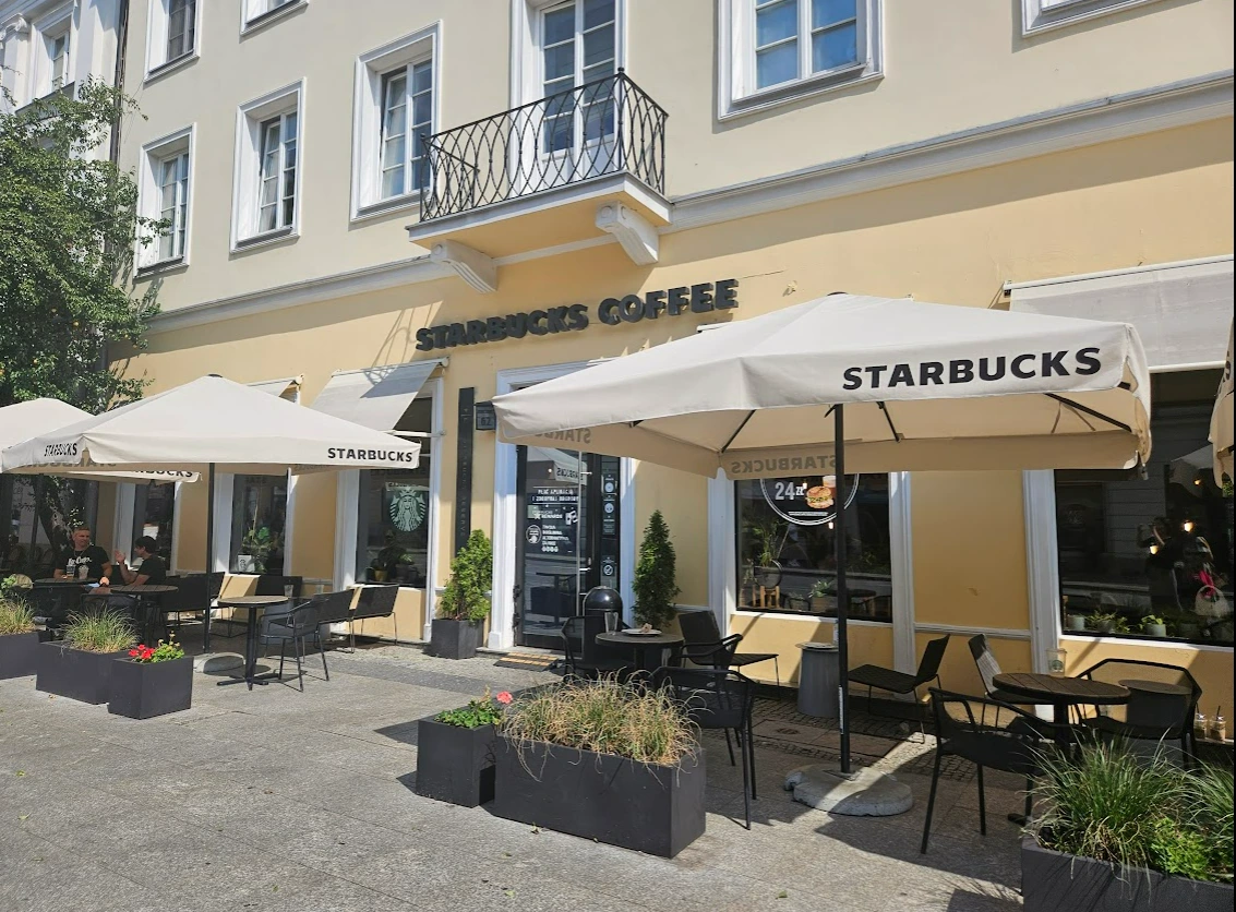 폴란드 스타벅스.PNG