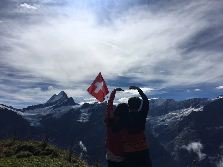 P20180922_190730639_AA0BE5B3-5BE2-4681-9BD2-9A8641050E71.JPG?type=w773