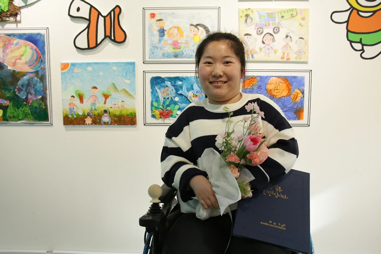 마라톤 전시회_오프닝 (3)_병원사진.JPG