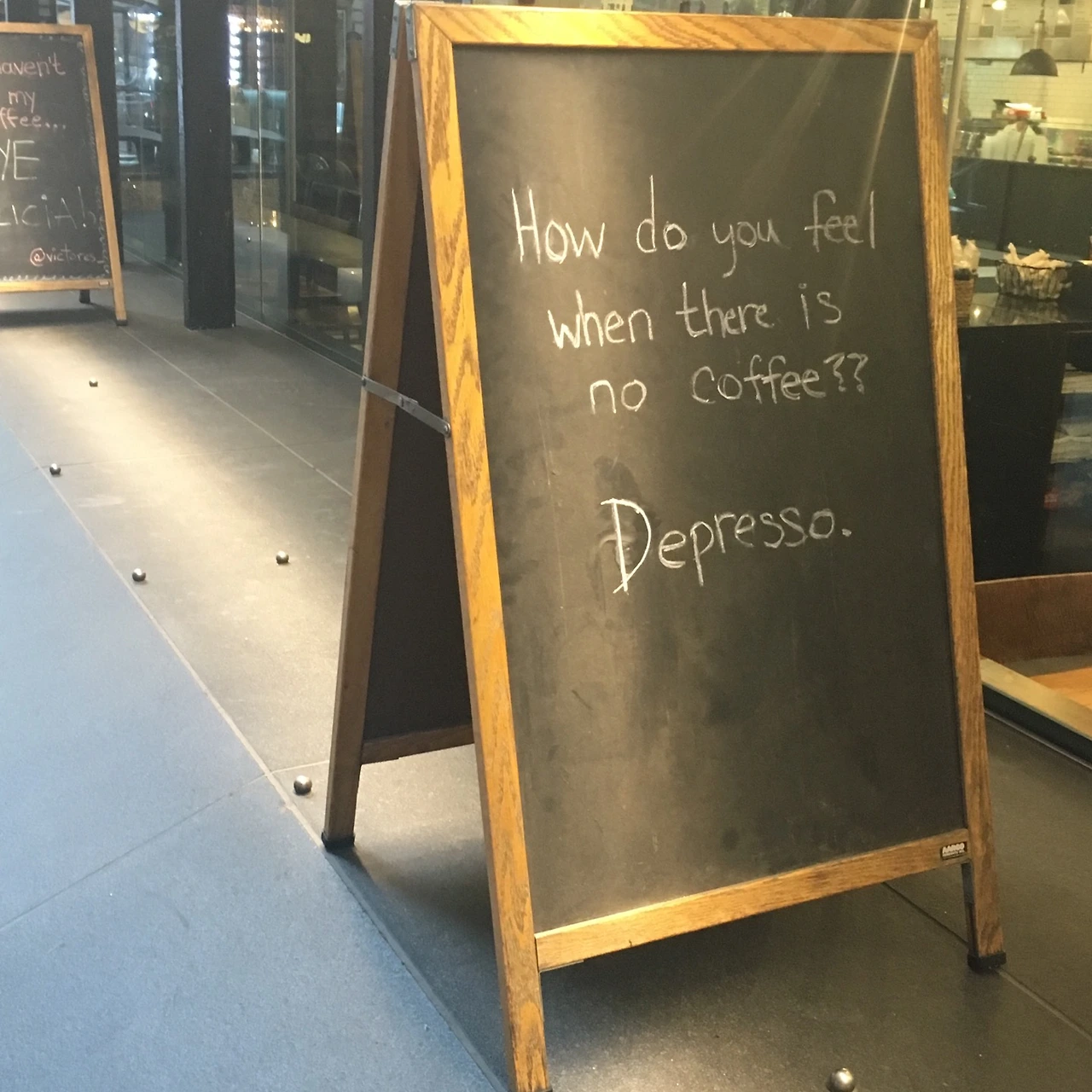 오렌스 커피.jpeg