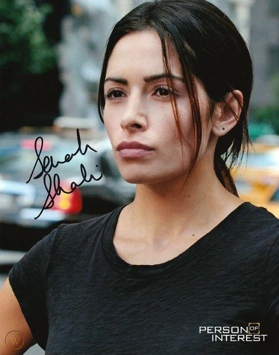 sarah-shahi-signed-8x10-photo-person_1_0e7a22215a1d2150c189f7272da7f21c.jpeg