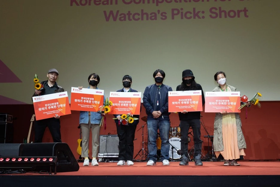 eKuFdzU4.jpeg?type=w1