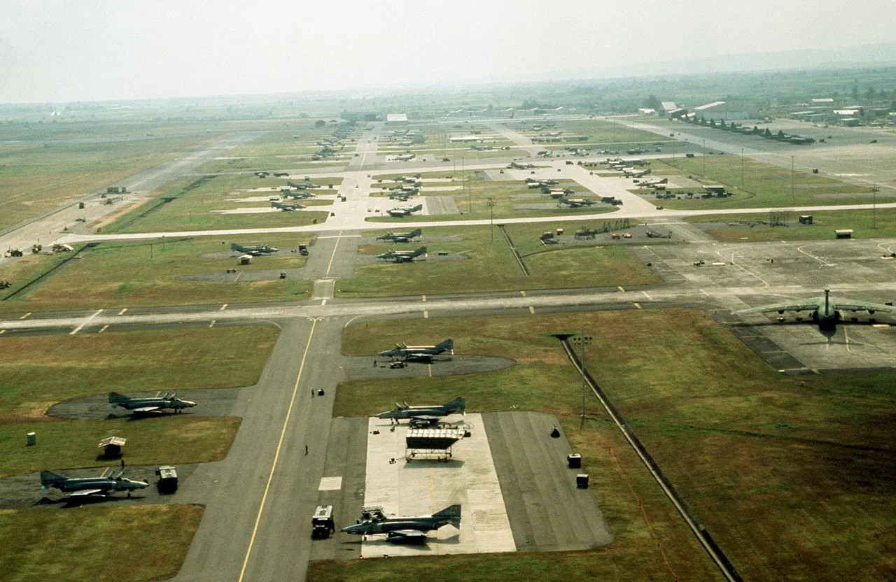 Clark_Air_Base_aerial_1989.JPEG.jpeg