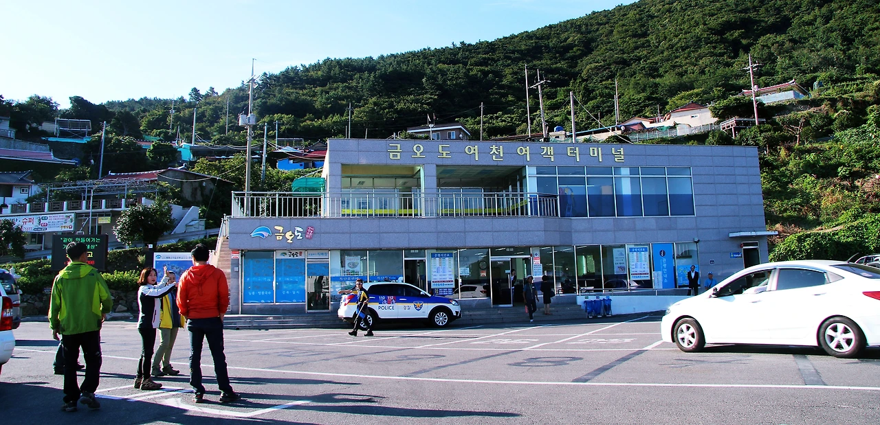 14. 여천항 여객터미널 전경.JPG