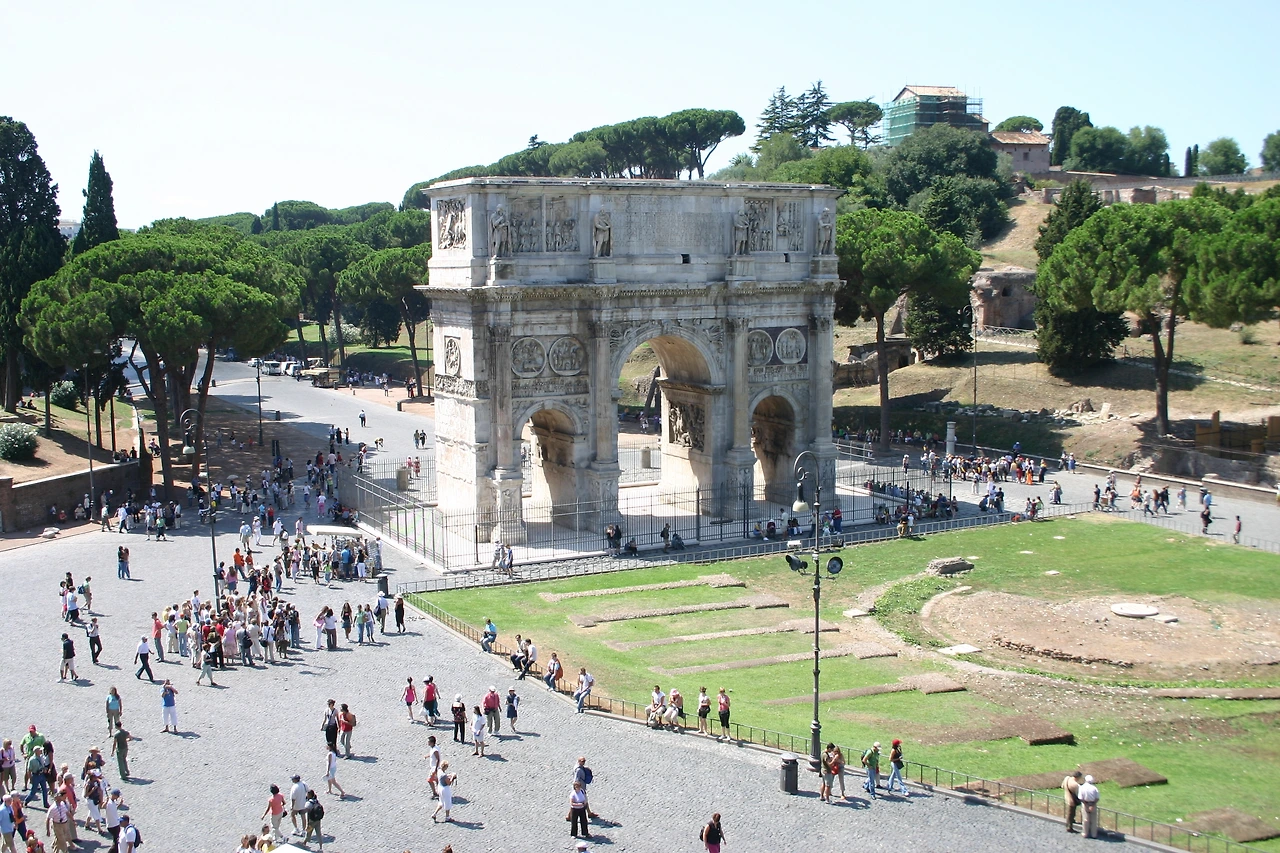 로마 콘스탄티누스 개선문 (1).JPG