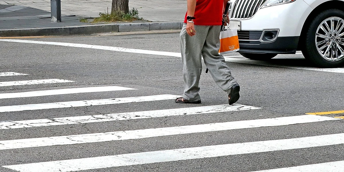 6. 횡단보도, 중앙일보.JPG