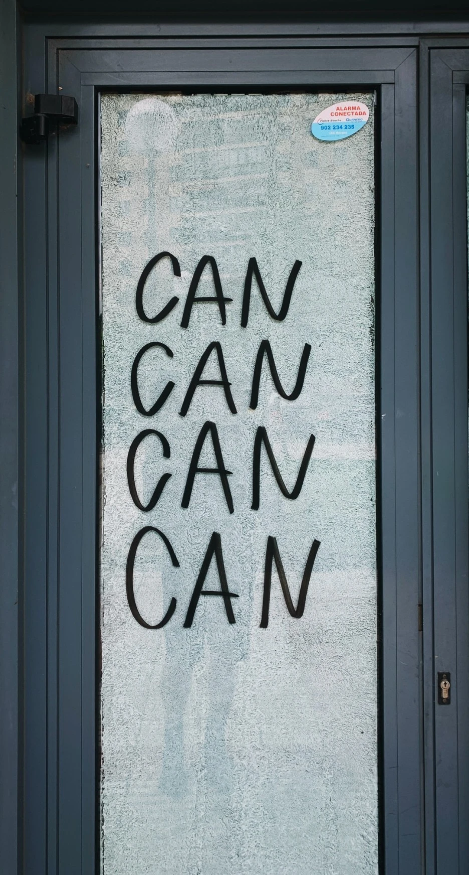 photo-1560525555-281a602cea62.jpg?type=w1