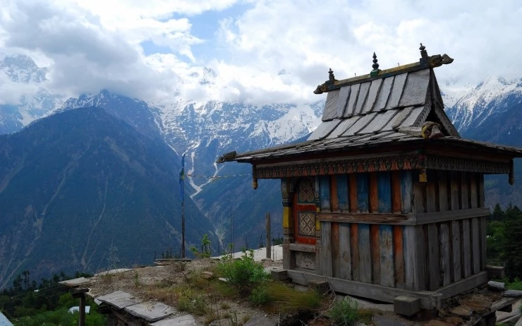 temple-top-of-mountain-1920x1200.jpg?type=w2