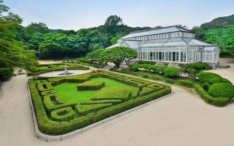 창경궁 대온실.jpeg
