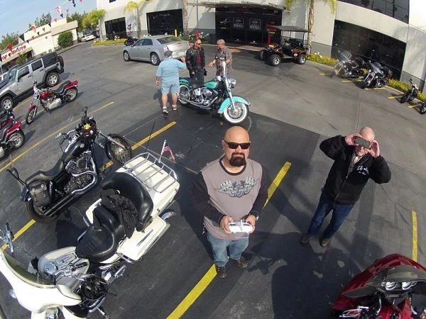 6.selfie-alone_opt.jpg?type=w1200