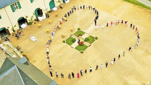 7.selfie-wedding_opt.jpg?type=w1200