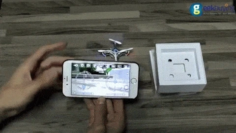 6.4xLNxV.gif?type=w1200