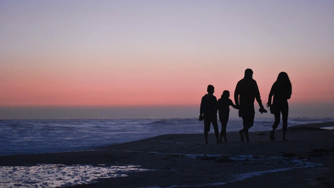 photo-1612392987205-c53f0200a175?ixid=MnwxMjA3fDB8MHxwaG90by1wYWdlfHx8fGVufDB8fHx8&amp;ixlib=rb-1.2.1&amp;auto=format&amp;fit=crop&amp;w=1000&amp;q=80