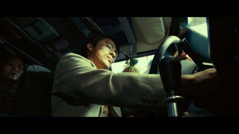 Escape.from.Mogadishu.2021.1080p.FHDRip.H264.AAC-iMBC.mp4_20211014_142722.83.jpg?type=w773