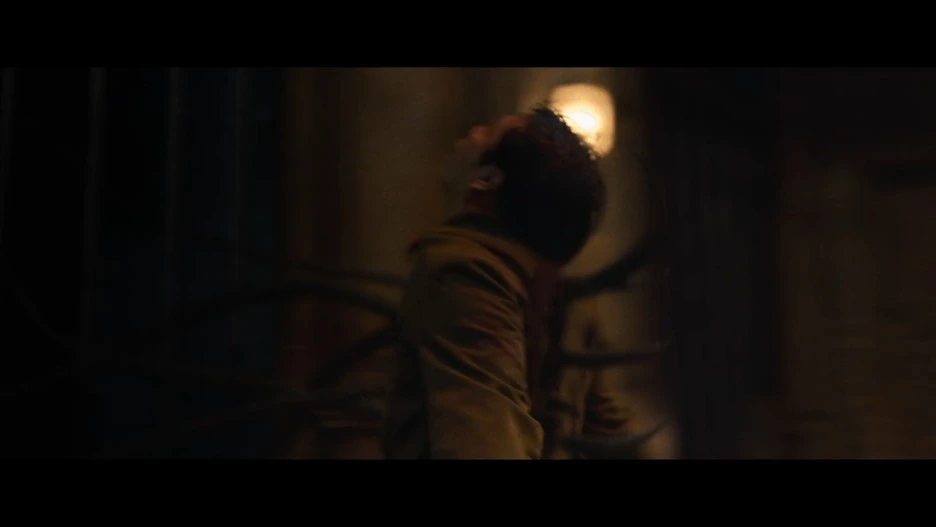 %EA%B2%BD%EC%84%B1%ED%81%AC%EB%A6%AC%EC%B2%98.Gyeongseong_Creature.E02.1080p.NF-Sinper.mkv_snapshot_00.35.18_2023.12.jpg?type=w1