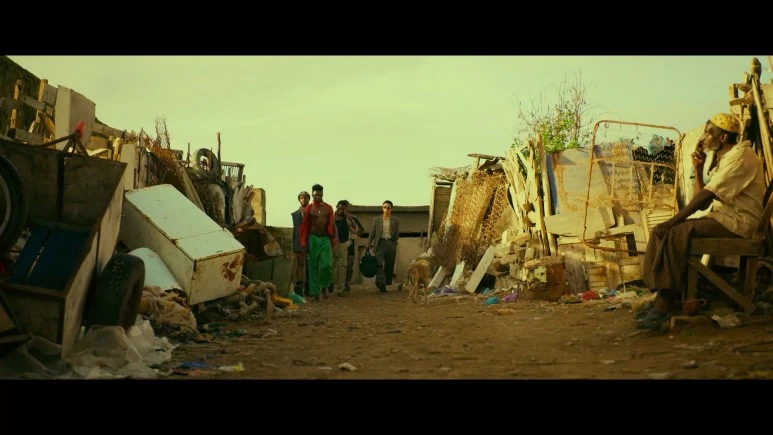 Escape.from.Mogadishu.2021.1080p.FHDRip.H264.AAC-iMBC.mp4_20211014_142318.68.jpg?type=w773