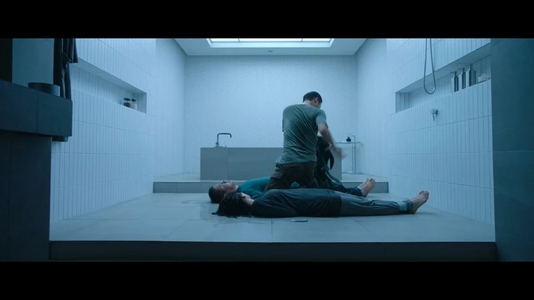 %EC%8A%A4%EB%A7%88%ED%8A%B8%ED%8F%B0%EC%9D%84_%EB%96%A8%EC%96%B4%EB%9C%A8%EB%A0%B8%EC%9D%84_%EB%BF%90%EC%9D%B8%EB%8D%B0_Unlocked,2022.720p.HDRip.H264.AAC.mkv_20230217_235311.530.jpg?type=w773