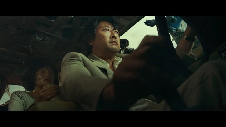 Escape.from.Mogadishu.2021.1080p.FHDRip.H264.AAC-iMBC.mp4_20211014_142743.84.jpg?type=w773