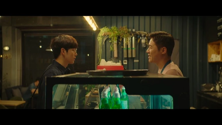 %EC%8A%A4%EB%A7%88%ED%8A%B8%ED%8F%B0%EC%9D%84_%EB%96%A8%EC%96%B4%EB%9C%A8%EB%A0%B8%EC%9D%84_%EB%BF%90%EC%9D%B8%EB%8D%B0_Unlocked,2022.720p.HDRip.H264.AAC.mkv_20230217_234903.778.jpg?type=w773